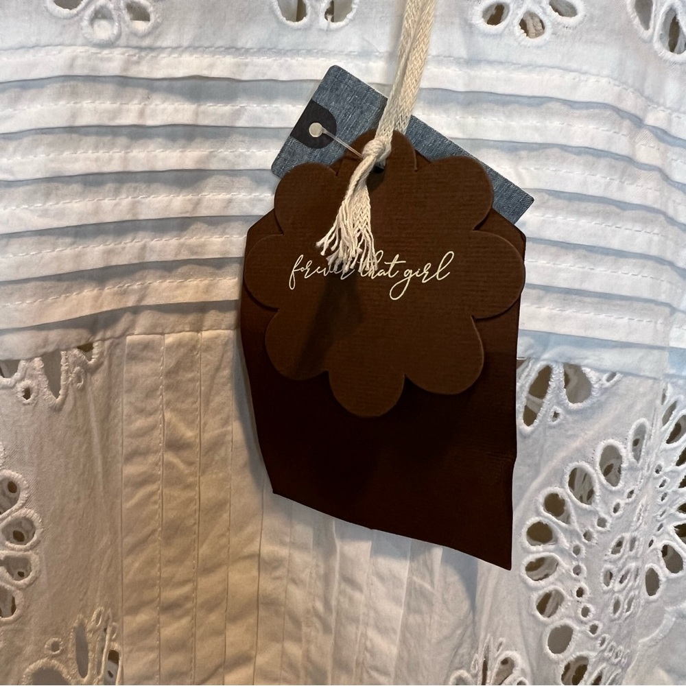 Anthropologie Forever That Girl Flutter-Sleeve Eyelet Embroidery Tunic Top NWT - Picture 10 of 12
